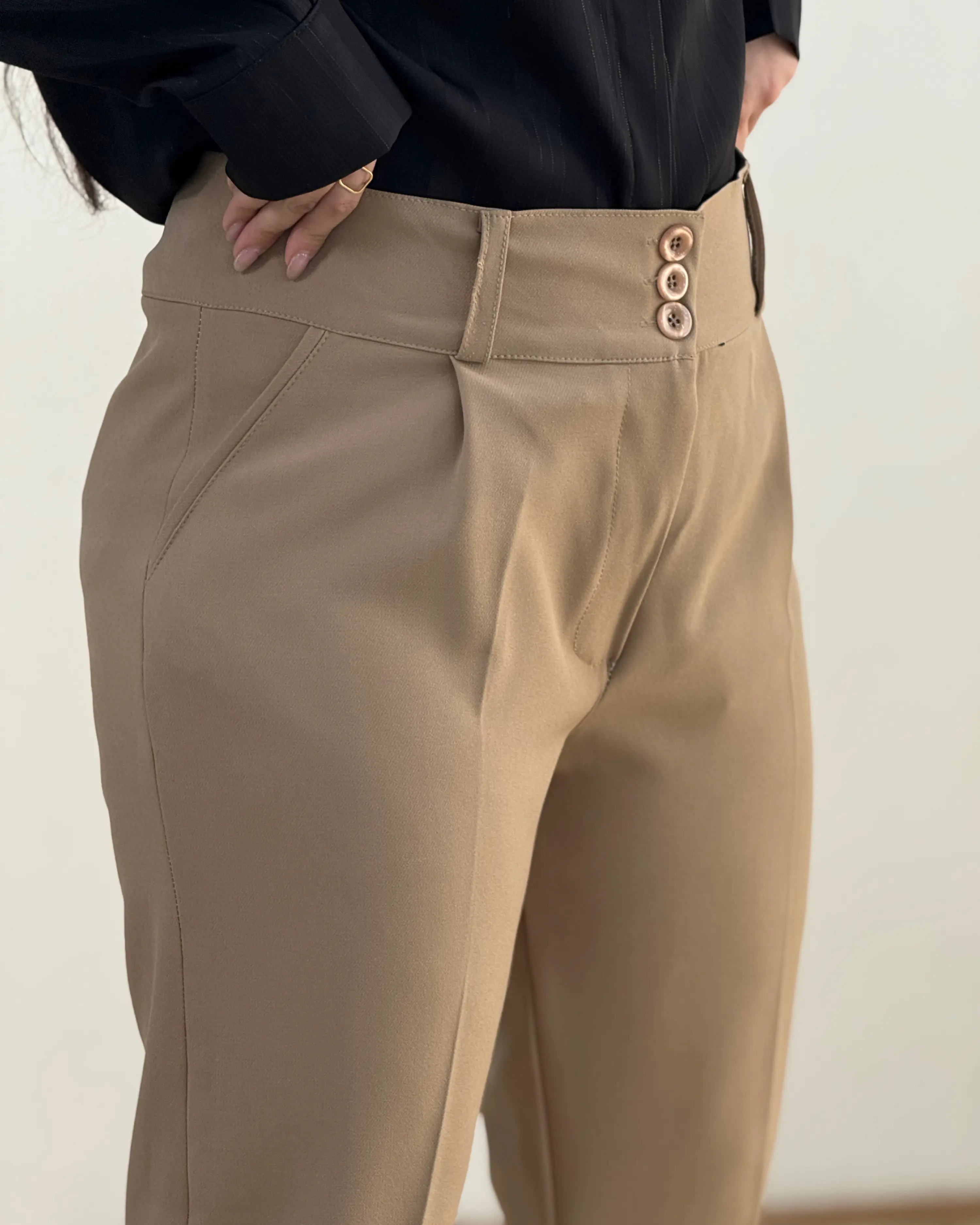 شلوار پارچه ای راسته چاکدار
