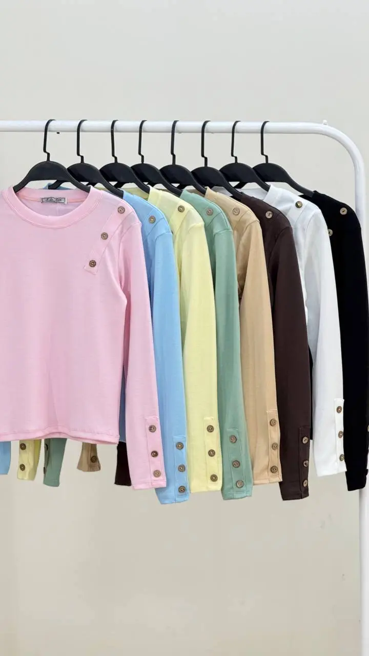 بلوز دکمه چوبی