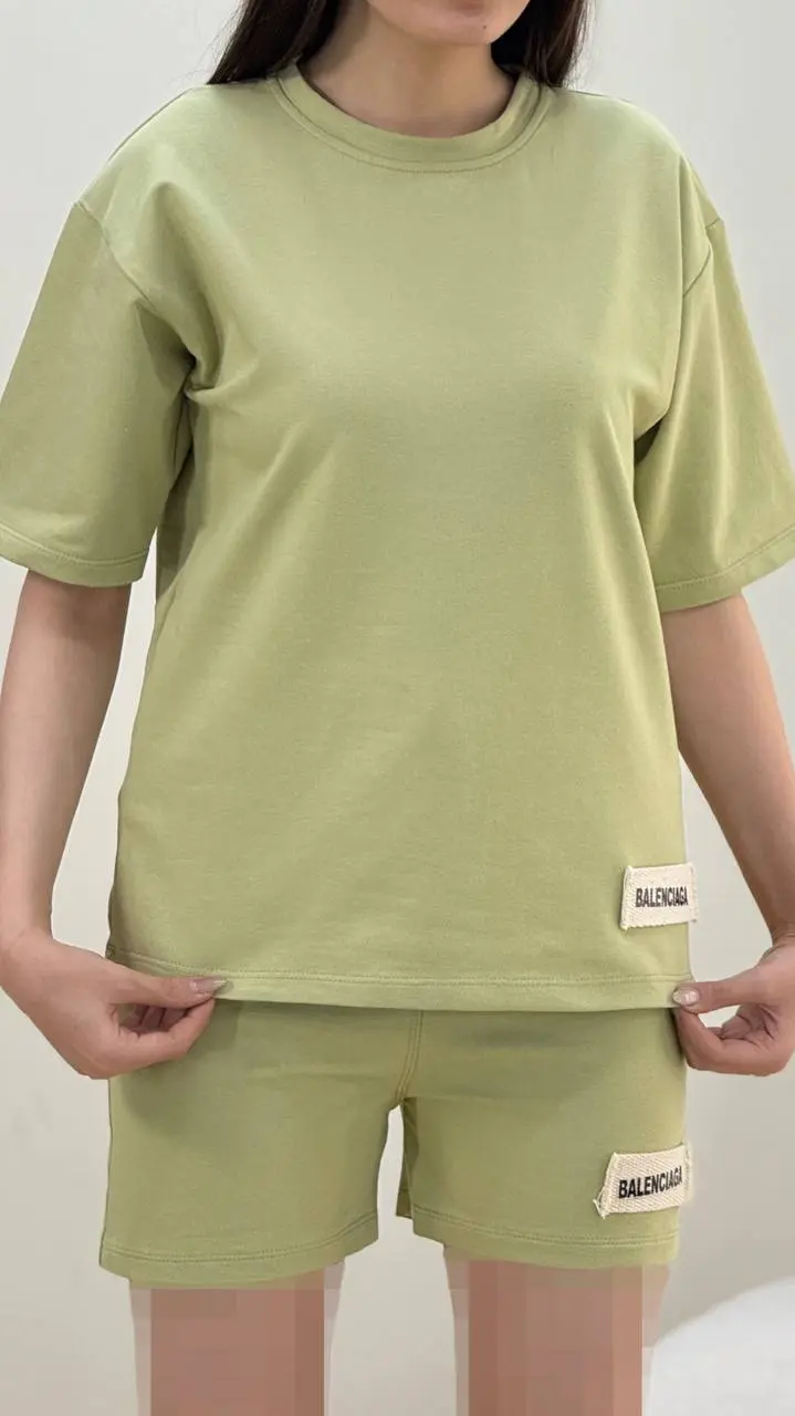 ست تیشرت و شورتک بالنسیاگا
