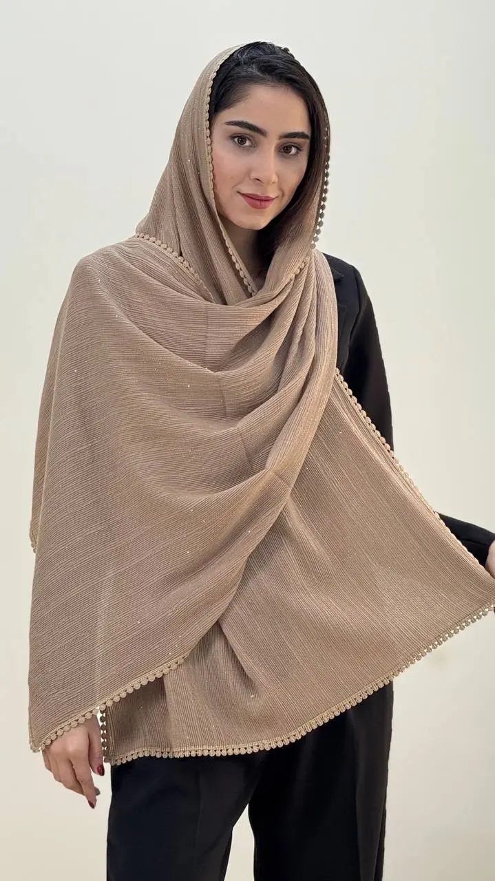 شال شاینی دور عدسی