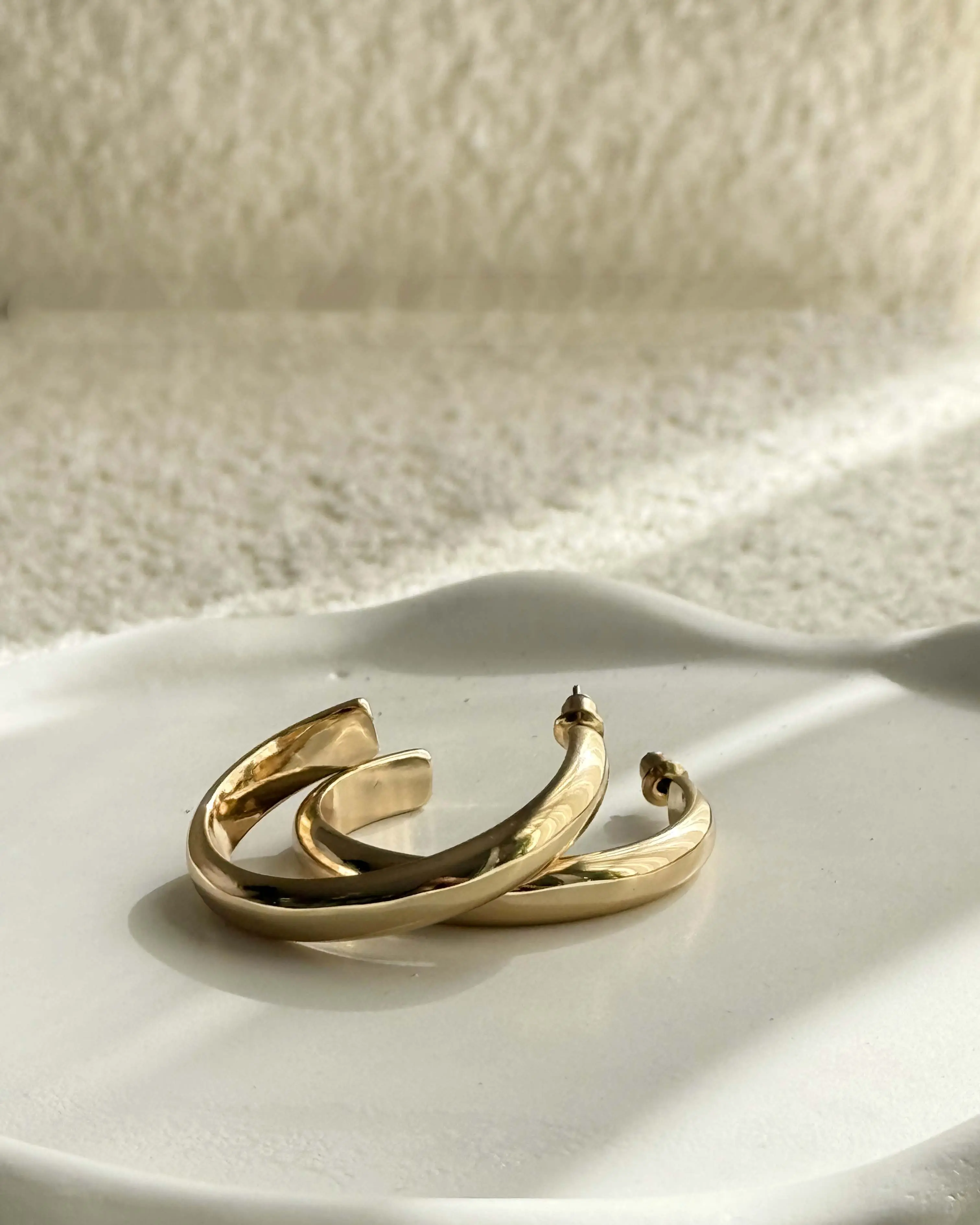 گوشواره حلقه ای طلایی