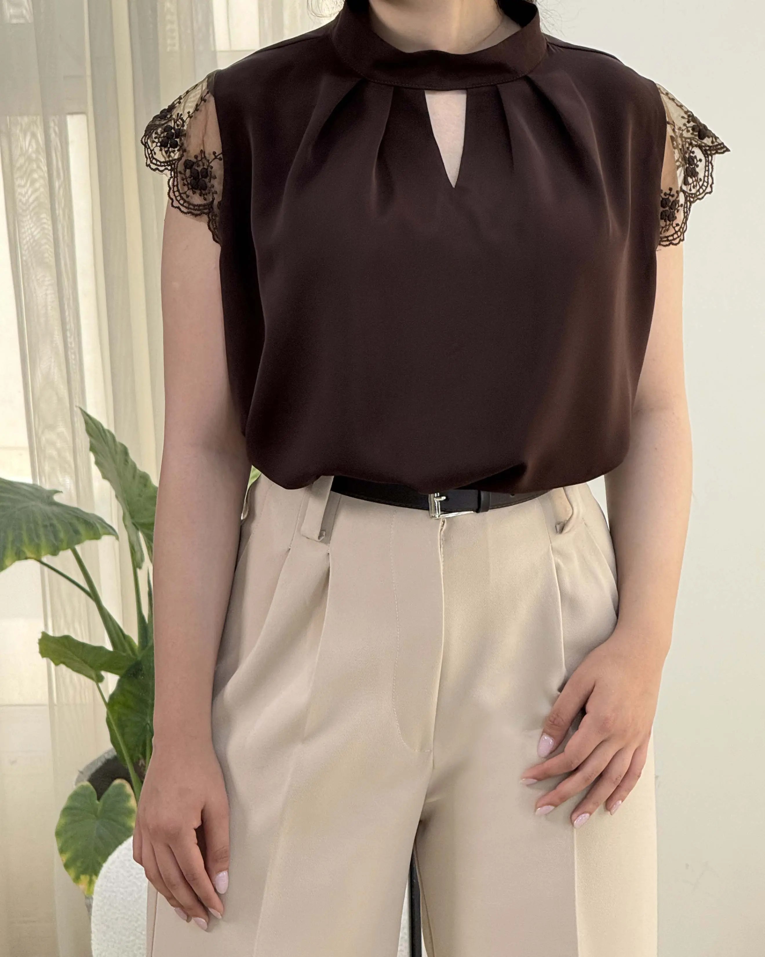 زیرمانتویی کیانا